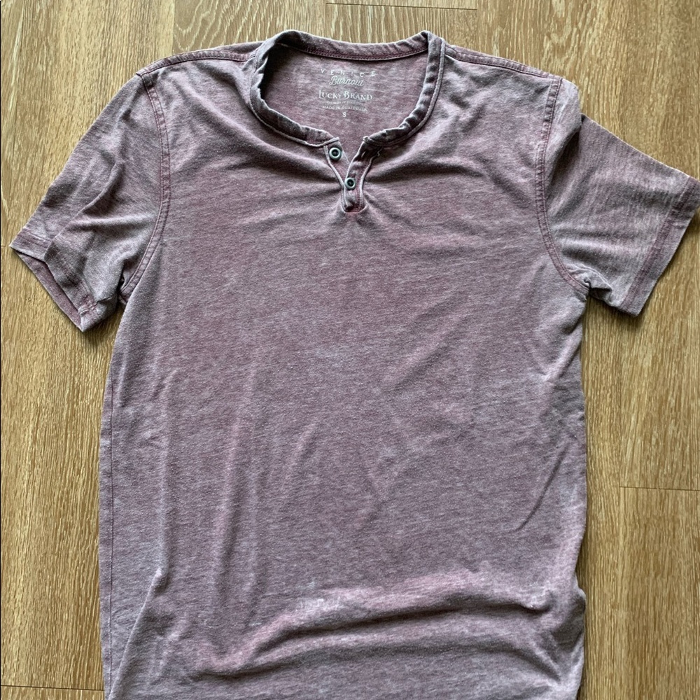Men’s Sz. S lucky brand t-shirt